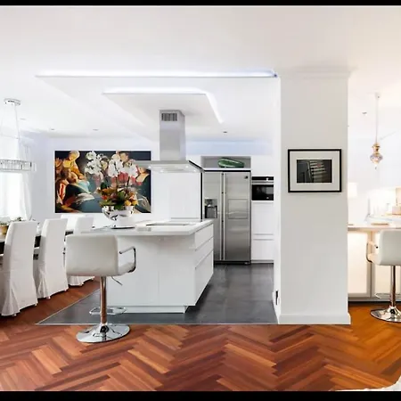 公寓 Luxury Penthouse ☆ ☆ ☆ ☆ ☆ 科隆