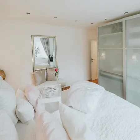 Luxury Penthouse ☆ ☆ ☆ ☆ ☆ 公寓 *